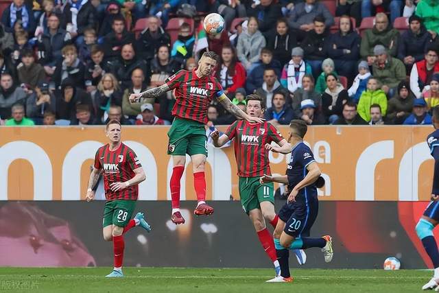 为国足助威！赵继伟现场观看国足vs泰国比赛