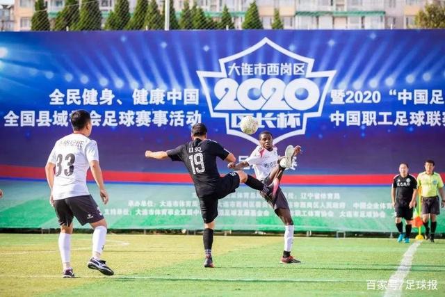 库里39分汤神对阵老东家22分 勇士险胜独行侠