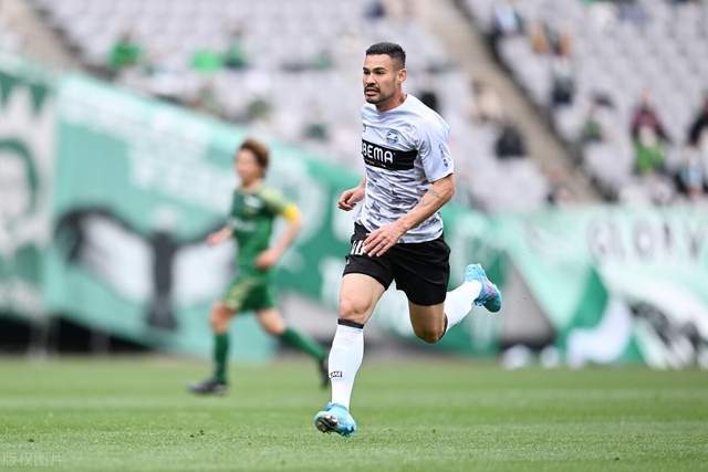 揭幕战-郭艾伦缺阵丛明晨20分 辽宁大胜同曦